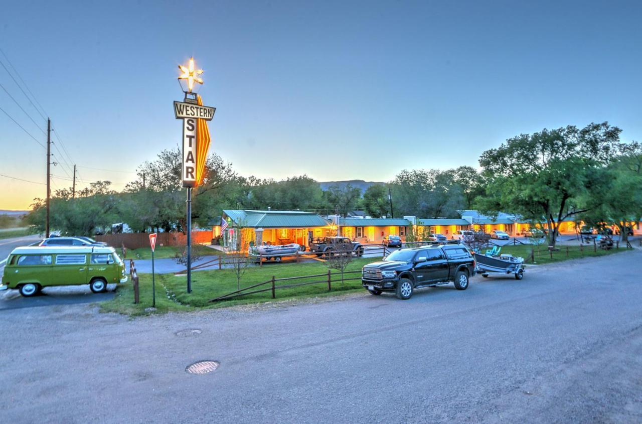 Western Star Inn 赖夫尔 外观 照片