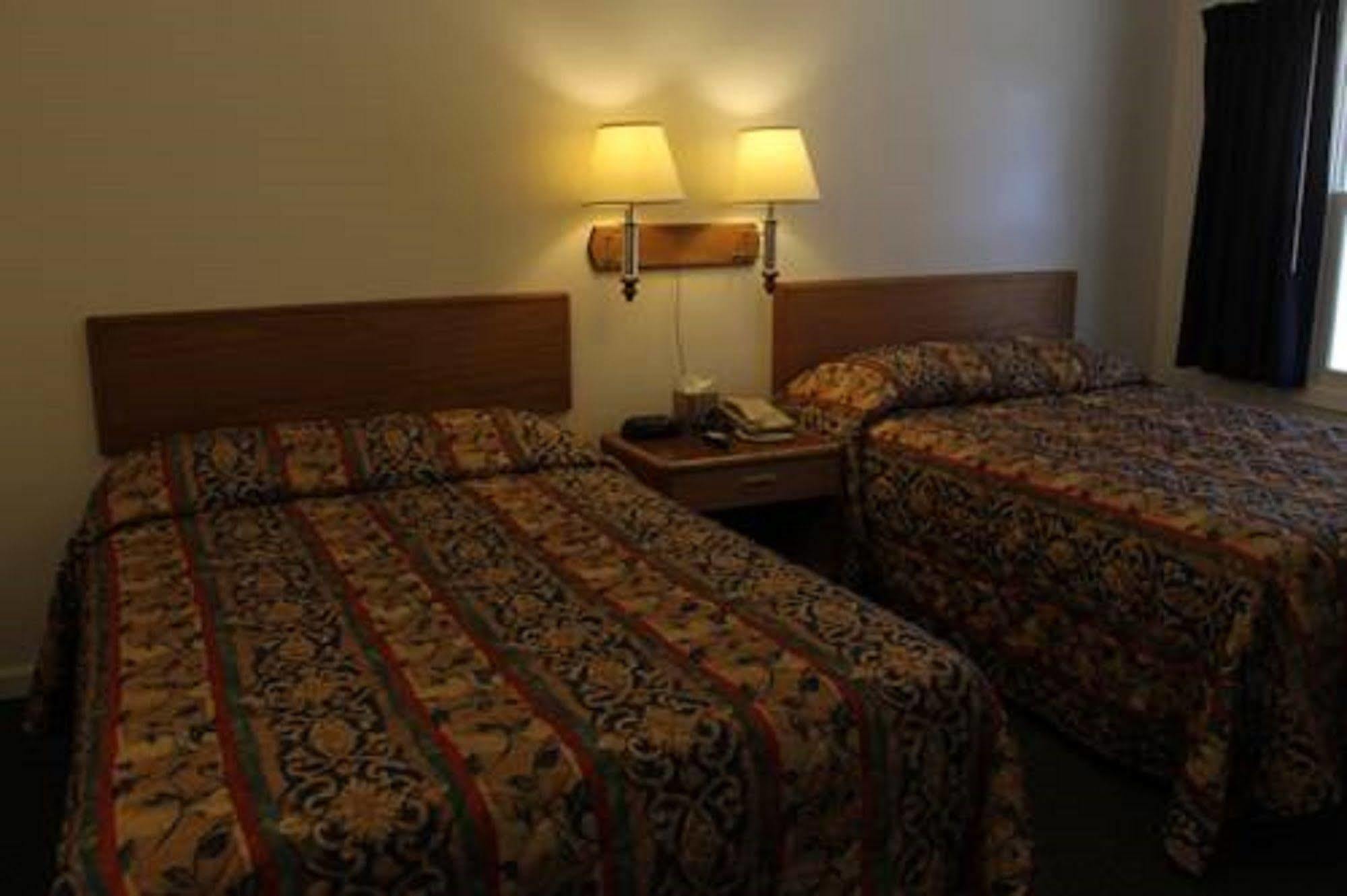 Western Star Inn 赖夫尔 外观 照片